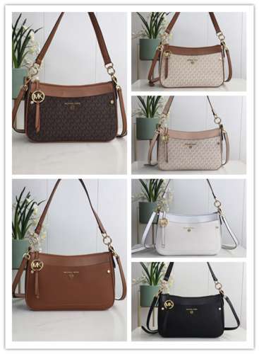 Picture of Michael Kors Lady Handbags _SKUfw106641483fw